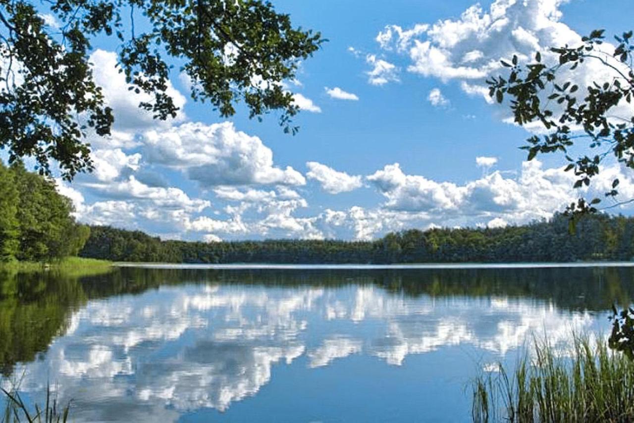 Holiday Home Close To The Lake Shore, Dabrowica Dabrowica  외부 사진